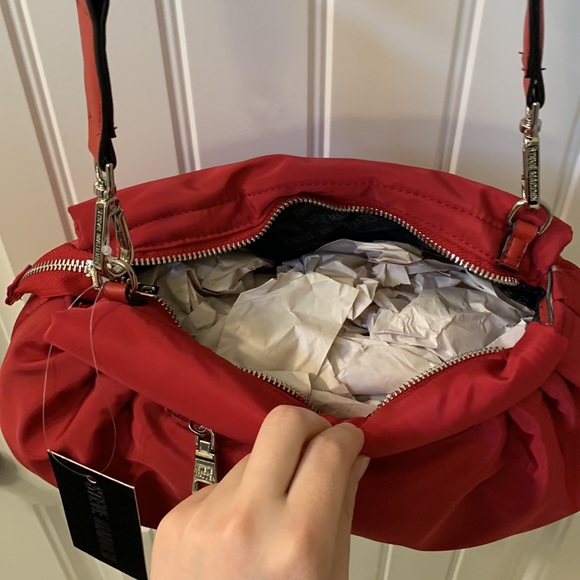 Steve Madden Puffy Dumpling Clutch Red Crossbody - Picture 14 of 16